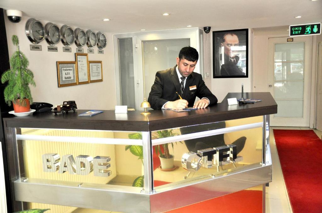 Bade 2 Hotel Istanbul Exteriör bild